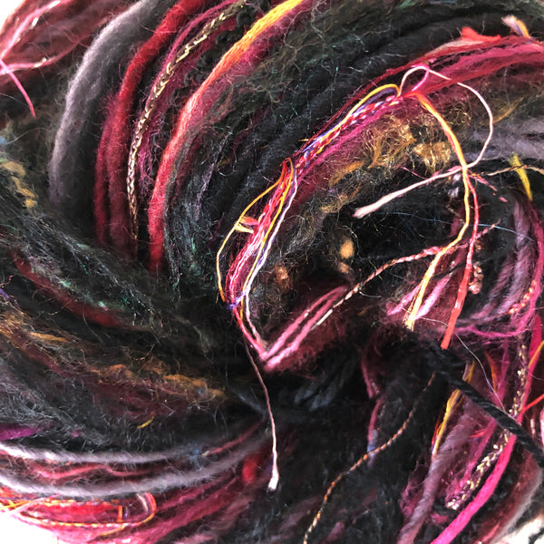 Black w/Fuchsia FUSION Yarn