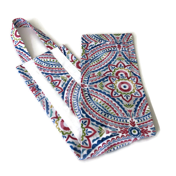 Hanging Circular Needle Organizer Rose Blue Graphic Print