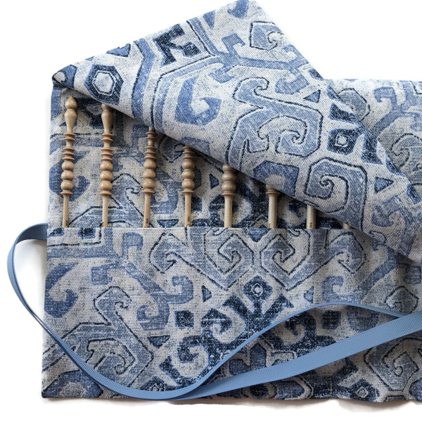 Complete Set Brittany Crochet Hooks  and Case Blue Graphic Fabric