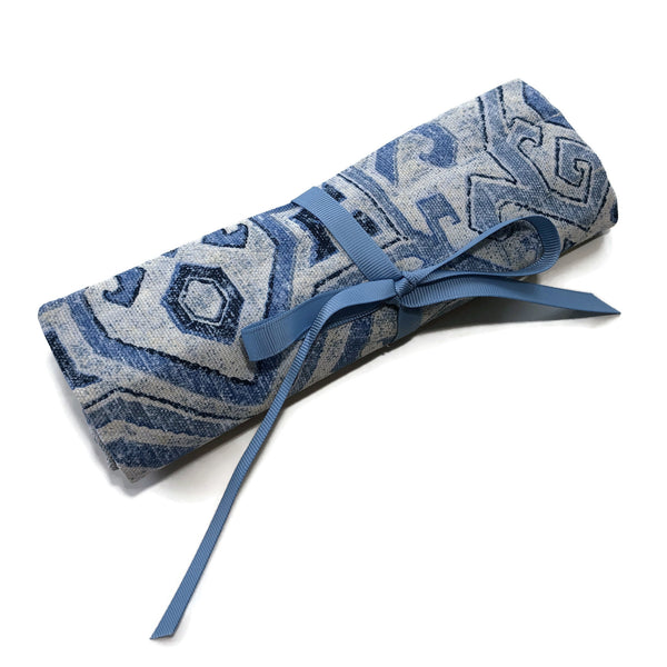 Complete Set Brittany Crochet Hooks  and Case Blue Graphic Fabric