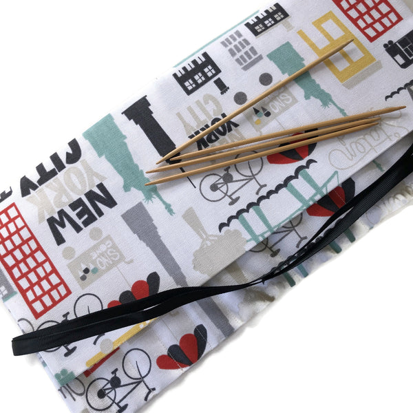 Double Point Needle Roll Up 6 or 12 Pockets NYC Motif Fabric