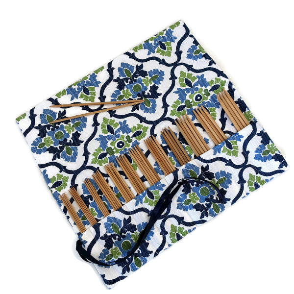 Double Point Needle Roll Up 12 Pockets Blue Green Floral