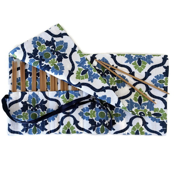 Double Point Needle Roll Up 12 Pockets Blue Green Floral