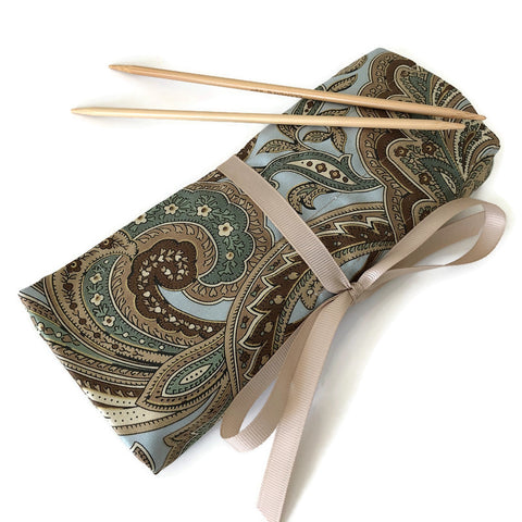 Double Point Needle Six OR Twelve Pocket Roll Up Blue Paisley