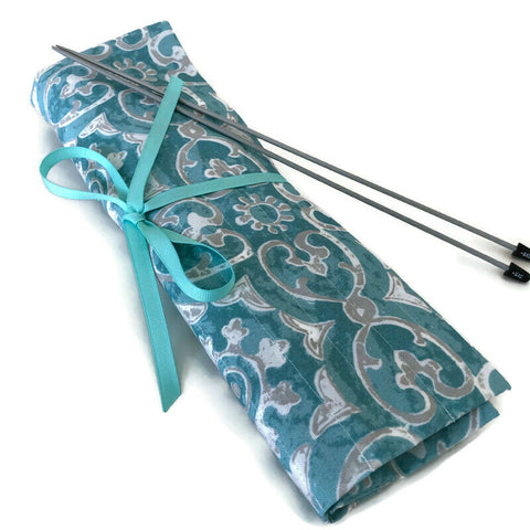 15 Pocket Straight  Needle Roll Up Aqua Graphic