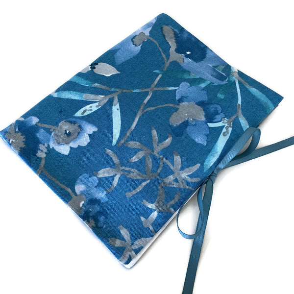 Circular Needle Case Blue & Gray Floral