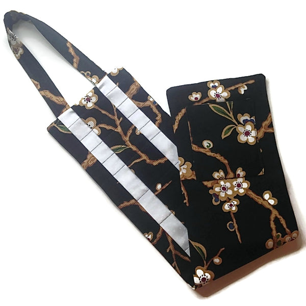 Hanging Circular Needle Organizer Black Floral