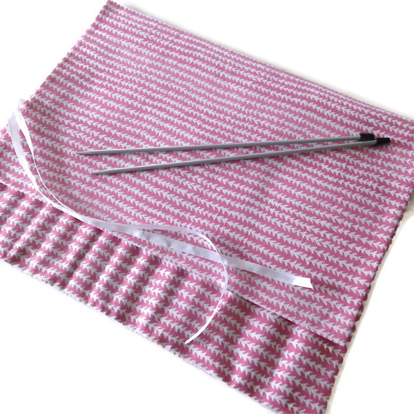 15 Pocket Straight  Needle Roll Up Case Pink Zigzag