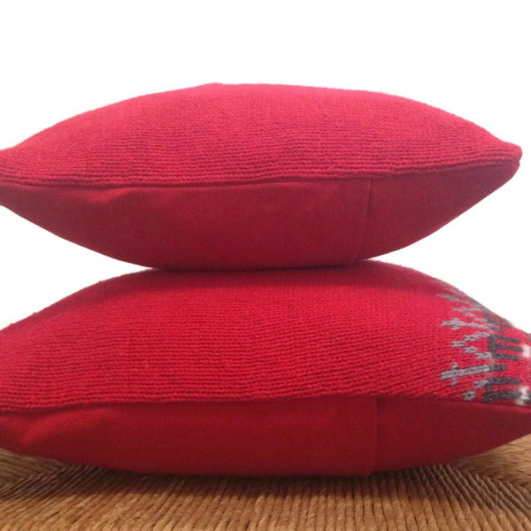 Sweater Pillow Set Red Snowflake