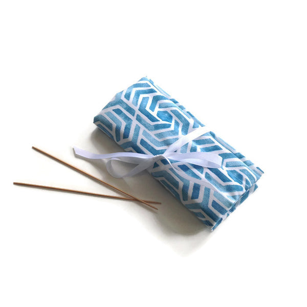 Double Point Needle Roll Up 6 Pockets Blue Graphic