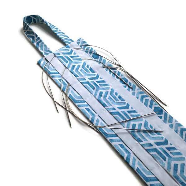 Hanging Circular Needle Organizer Blue White Graphic