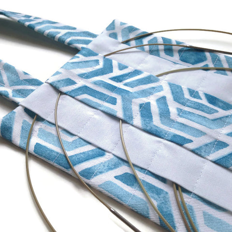 Hanging Circular Needle Organizer Blue White Graphic
