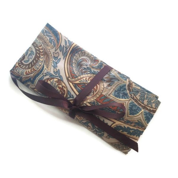 Double Point Needle Roll Up 6 Pockets Brown Paisley