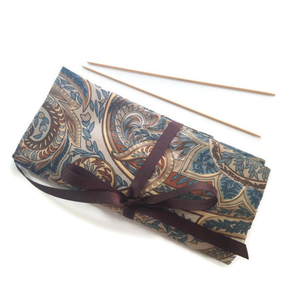 Double Point Needle Roll Up 6 Pockets Brown Paisley