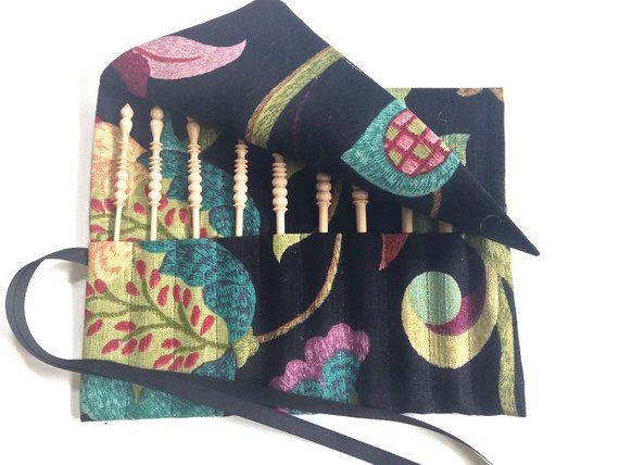 Complete Set Brittany Crochet Hooks Black Floral Fabric Roll Up Case