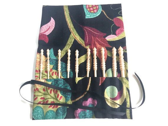 Complete Set Brittany Crochet Hooks Black Floral Fabric Roll Up Case