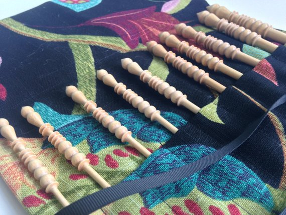 Complete Set Brittany Crochet Hooks Black Floral Fabric Roll Up Case