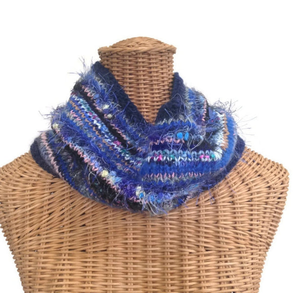 Reversible Cowl Blue Floral - Buttermilk Cottage