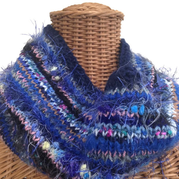Reversible Cowl Blue Floral - Buttermilk Cottage