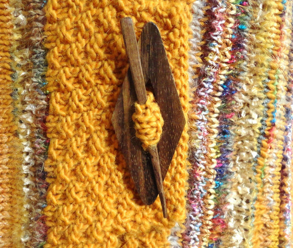 Vest Gold - Buttermilk Cottage