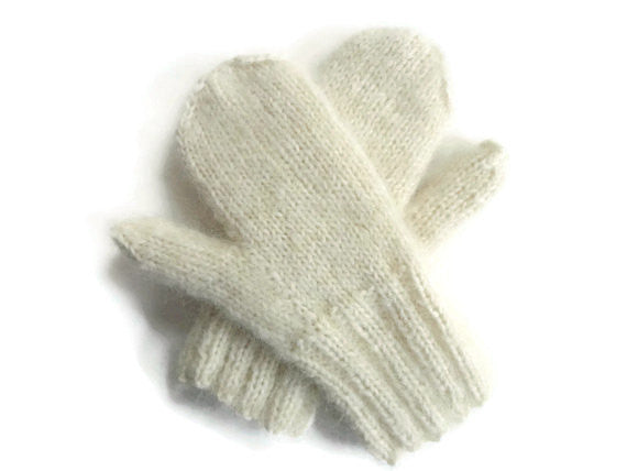 Mittens Winter White - Buttermilk Cottage